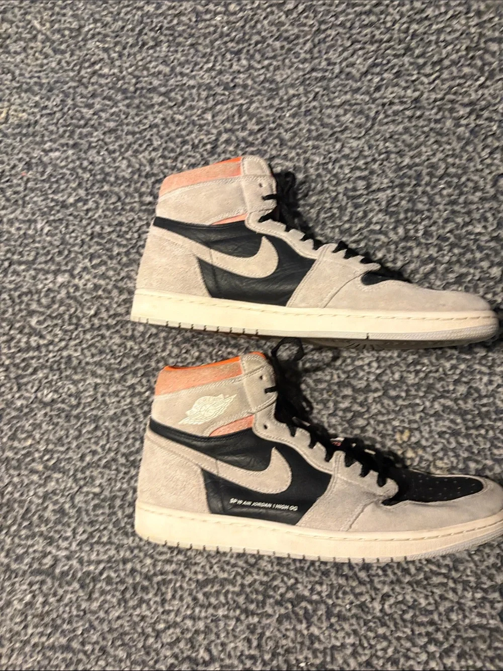 Air Jordan’s Air Jordon 1 Retro High in Neutral Grey Hyper Crimson VG condition!